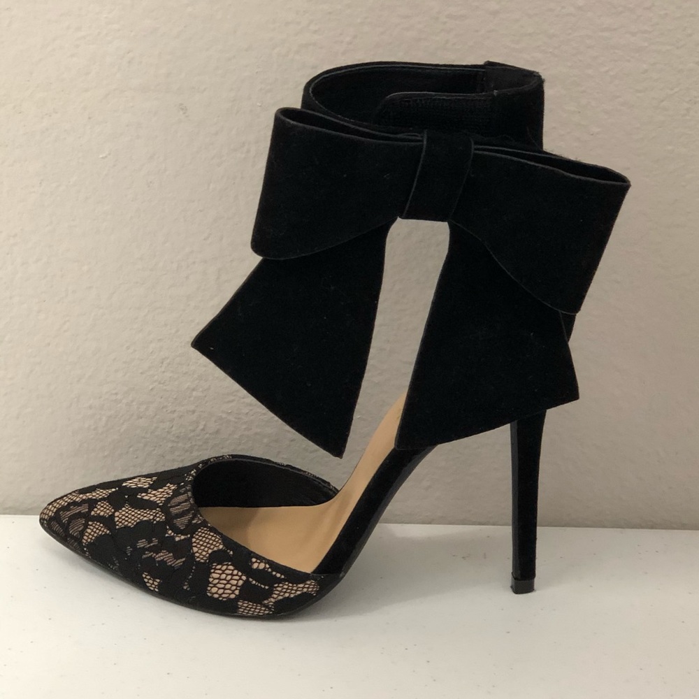 Shoe Dazzle Black Lace Velvet Stiletto Heels Shoes